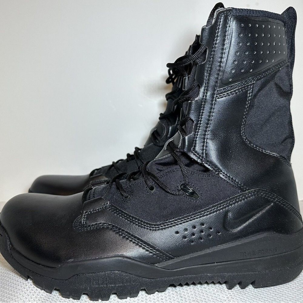 Nike Mens Shoes Size 11.5 SFB Field 2 8” Gore-Tex Tactical Boots Military Police - Picture 2 of 8